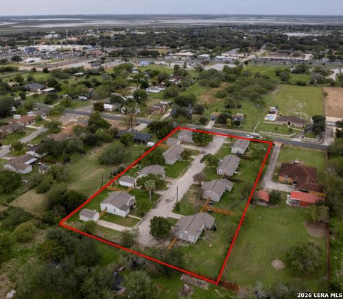 10901 Annaville Rd, Corpus Christi, TX, 78410-2834 | Card Image
