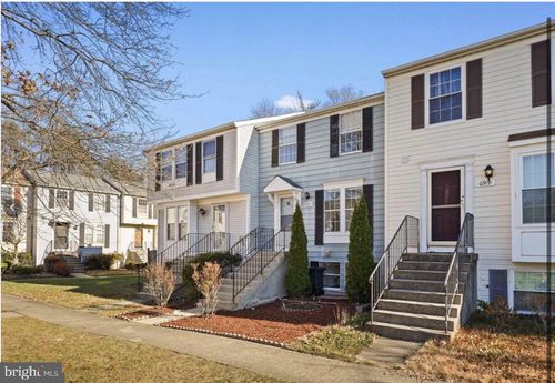 6917 Villa Del Rey Ct, Springfield, VA, 22150-3064 | Card Image