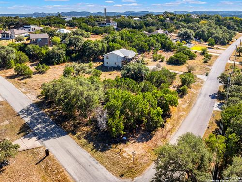 826 Lake Island Dr, Canyon Lake, TX, 78133 | Card Image