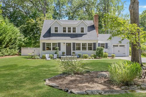17 Burchard Ln, Norwalk, CT, 06853-1103 | Card Image