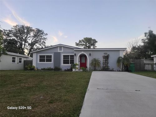 2422 N Ramona Cir, TAMPA, FL, 33612-8414 | Card Image