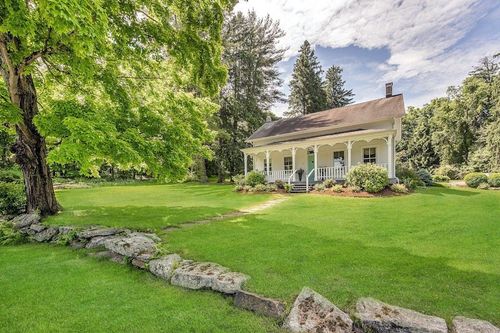 83 Westorchard Road, New Castle, NY, 10514 | Card Image