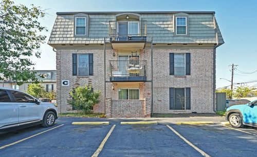 apt-28-2425 Ashdale Dr, Austin, TX, 78757-8151 | Card Image