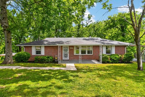 2226 Weona Dr, Nashville, TN, 37214-1726 | Card Image