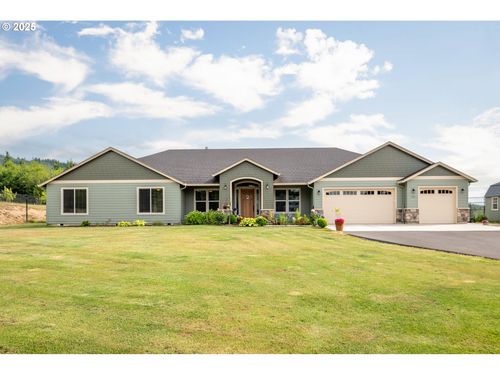 192 Cross Creek Rd, Kelso, WA, 98626-8601 | Card Image