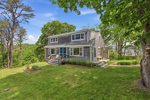 21 Town Hall Rd, Truro, MA, 02666-6365 | Card Image
