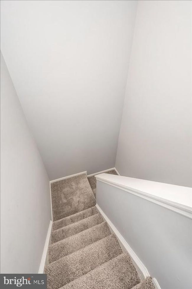558 Hollyberry Way, Townhouse with 3 bedrooms, 3 bathrooms and null parking in FREDERICK MD | Image 33