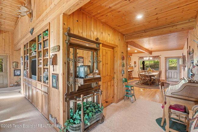 256 Pierce Dr, House other with 4 bedrooms, 3 bathrooms and null parking in Etna WY | Image 13