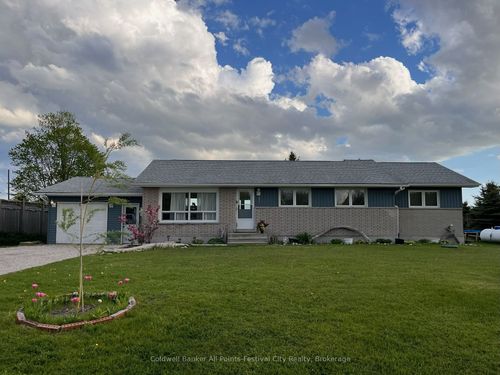 34889 Black'S Point Rd, Goderich, ON, N7A3X8 | Card Image