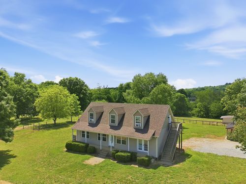 1167 John Sharp Rd, Columbia, TN, 38401-7705 | Card Image