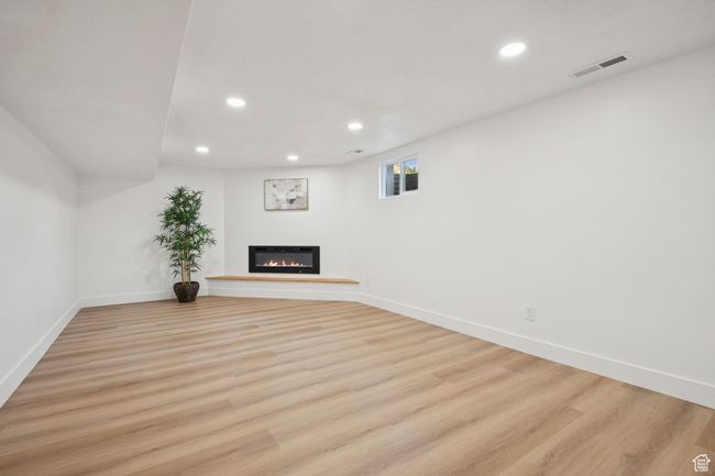 Basement Living Room | Image 18