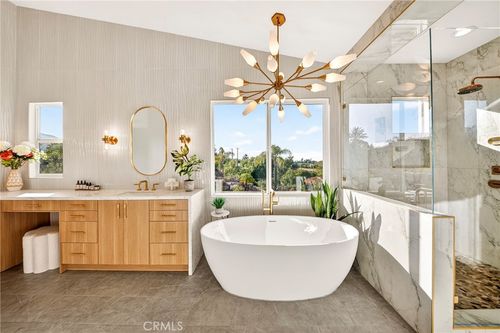 3988 Shady Ridge Dr, Corona, CA, 92881-8818 | Card Image