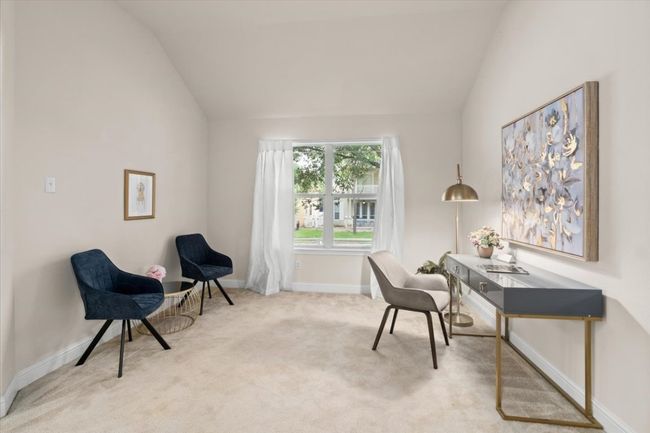 Office or formal/second living | Image 9