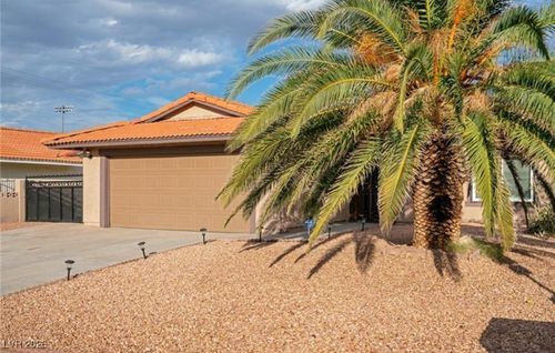 380 Papaya Pl, Henderson, NV, 89015-6008 | Card Image