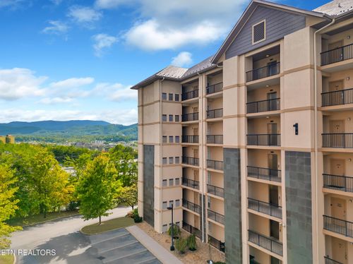 1303-124 Plaza Dr, Pigeon Forge, TN, 37863-4997 | Card Image