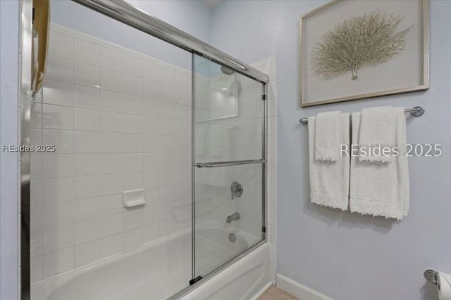 APT-1723 - 4 Indigo Run Dr, Condo with 3 bedrooms, 2 bathrooms and null parking in Hilton Head Island SC | Image 24