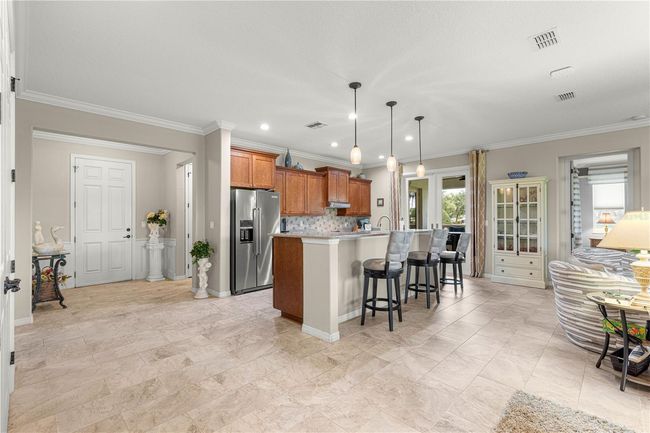 9925 Sw 95 Th Loop, House other with 3 bedrooms, 3 bathrooms and null parking in Ocala FL | Image 9