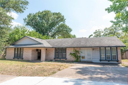 1017 Cripple Creek Dr, Austin, TX, 78758-5131 | Card Image