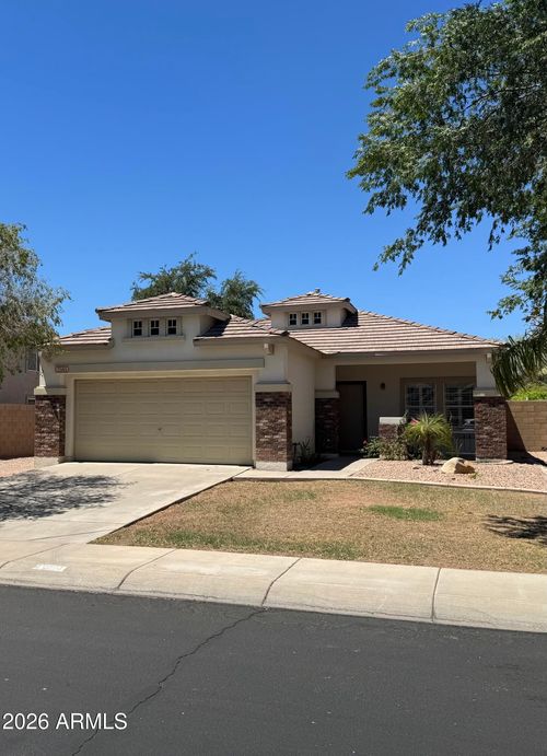 2584 E Del Rio Court, Gilbert, AZ, 85295 | Card Image