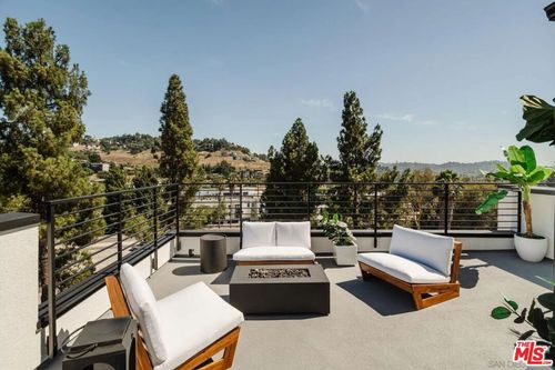 3852 Emery Way, Los Angeles, CA, 90065-1446 | Card Image