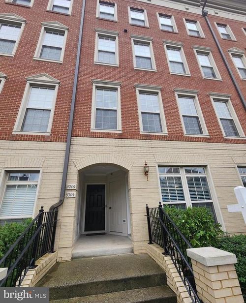 7744 Cedar Branch Dr, GAINESVILLE, VA, 20155-1993 | Card Image