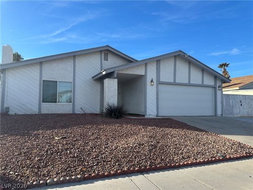 3955 Redwood St, Las Vegas, NV, 89103-2030 | Card Image