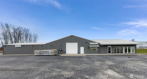 910 W Front St, Sumas, WA, 98295-9652 | Card Image