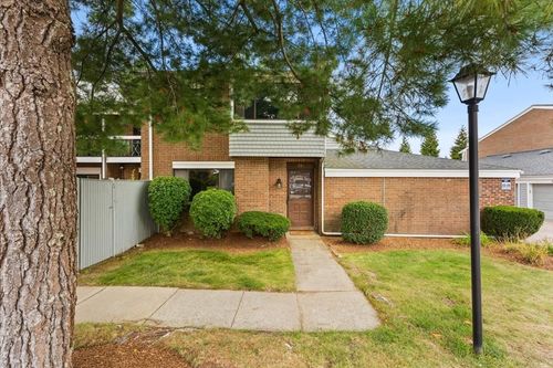 06-230 Greenbrook Dr, Stoughton, MA, 02072-4971 | Card Image