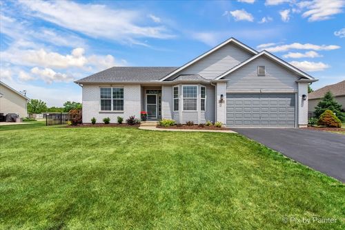 2213 Tyler Trl, McHenry, IL, 60051-3615 | Card Image