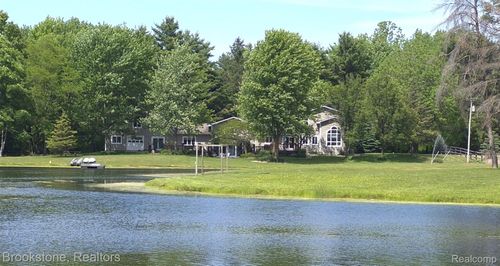5910 Spring Valley Ln, Dryden, MI, 48428-9310 | Card Image