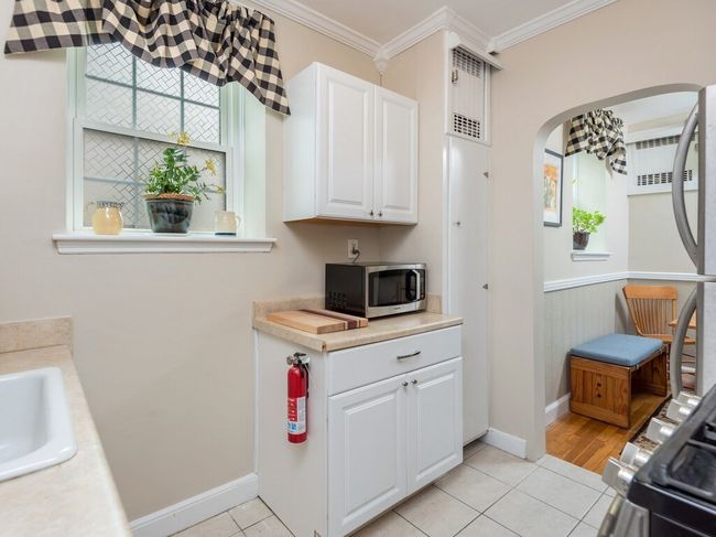 APT-2 - 60 Elm St, Condo with 1 bedrooms, 1 bathrooms and 1 parking in Worcester MA | Image 7