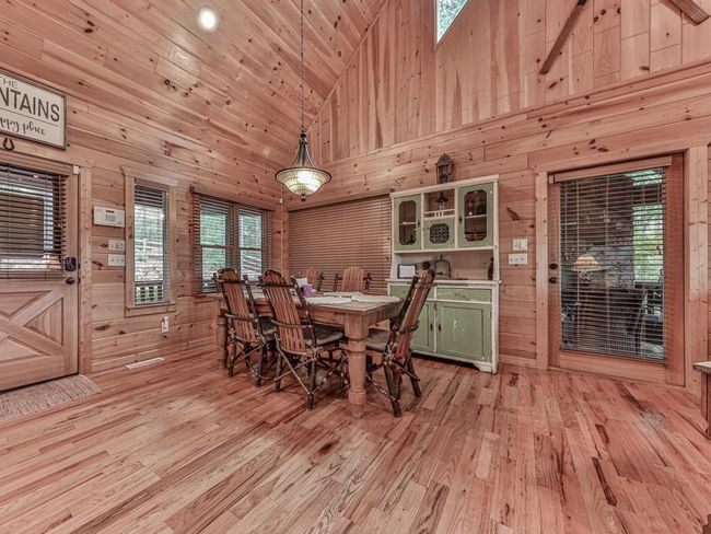 902 Laurel Creek Trl, Home with 3 bedrooms, 3 bathrooms and null parking in Cherry Log GA | Image 15