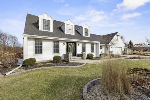 3075 Ridgeway Drive, Clayton, WI, 54956 | Card Image