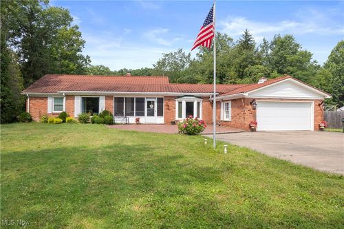 11632 Robson Rd, Grafton, OH, 44044-9160 | Card Image