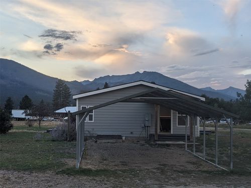 121 Camas Ranch Rd, Hamilton, MT, 59840-9784 | Card Image