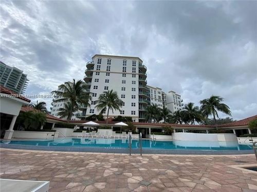 apt-612-19900 E Country Club Dr, Aventura, FL, 33180-3331 | Card Image