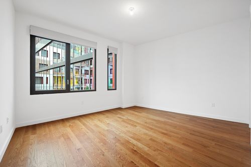770-54 Noll St, Brooklyn, NY, 11206-5366 | Card Image