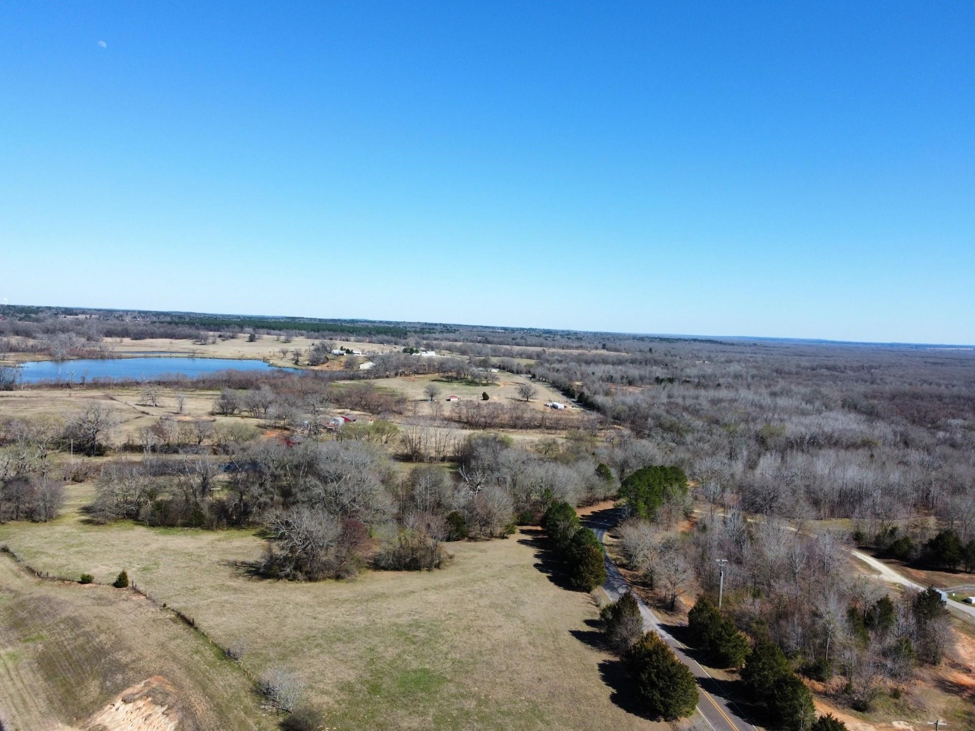 Land in Mineola 2
