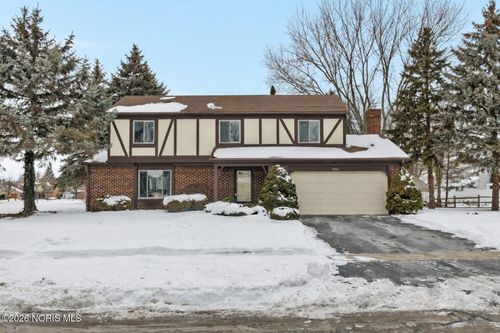 2024 Inglewood Rd, Holland, OH, 43528-9579 | Card Image