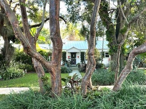 41 Sw 5th St, Dania Beach, FL, 33004-3937 | Card Image