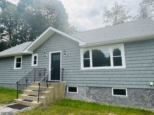 189 Stonegate Ln, Stanhope, NJ, 07874-2712 | Card Image