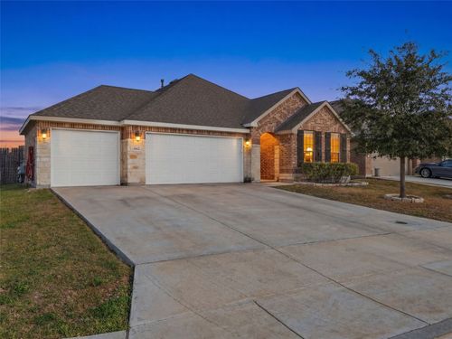 642 Rusty Gate Way, New Braunfels, TX, 78130-6438 | Card Image