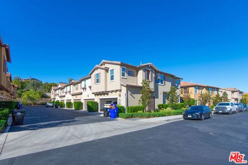 28649 Jardineras Dr, Valencia, CA, 91354-3084 | Card Image