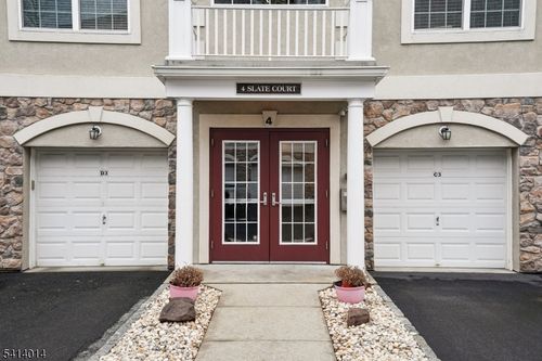 c1-4 Slate Ct, Woodland Park, NJ, 07424-4247 | Card Image