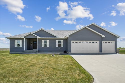 505 11th Ave, Clarence, IA, 52216-9405 | Card Image