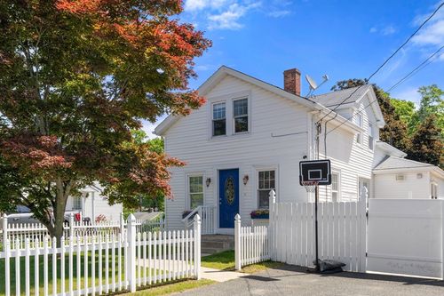 48 Hudson St, Attleboro, MA, 02703-7015 | Card Image