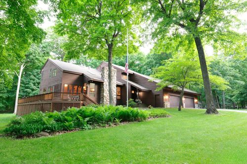 6365 Virginia Dr, Excelsior, MN, 55331-7701 | Card Image