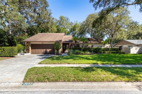 3011 Enisglen Dr, PALM HARBOR, FL, 34683-2000 | Card Image