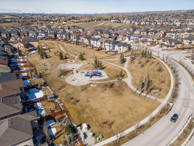 54 Tuscany Estates Point Nw, Home with 5 bedrooms, 3 bathrooms and 2 parking in Calgary AB | Image 41