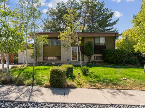 4300 S 3760 W, West Valley City, UT, 84120-5544 | Card Image